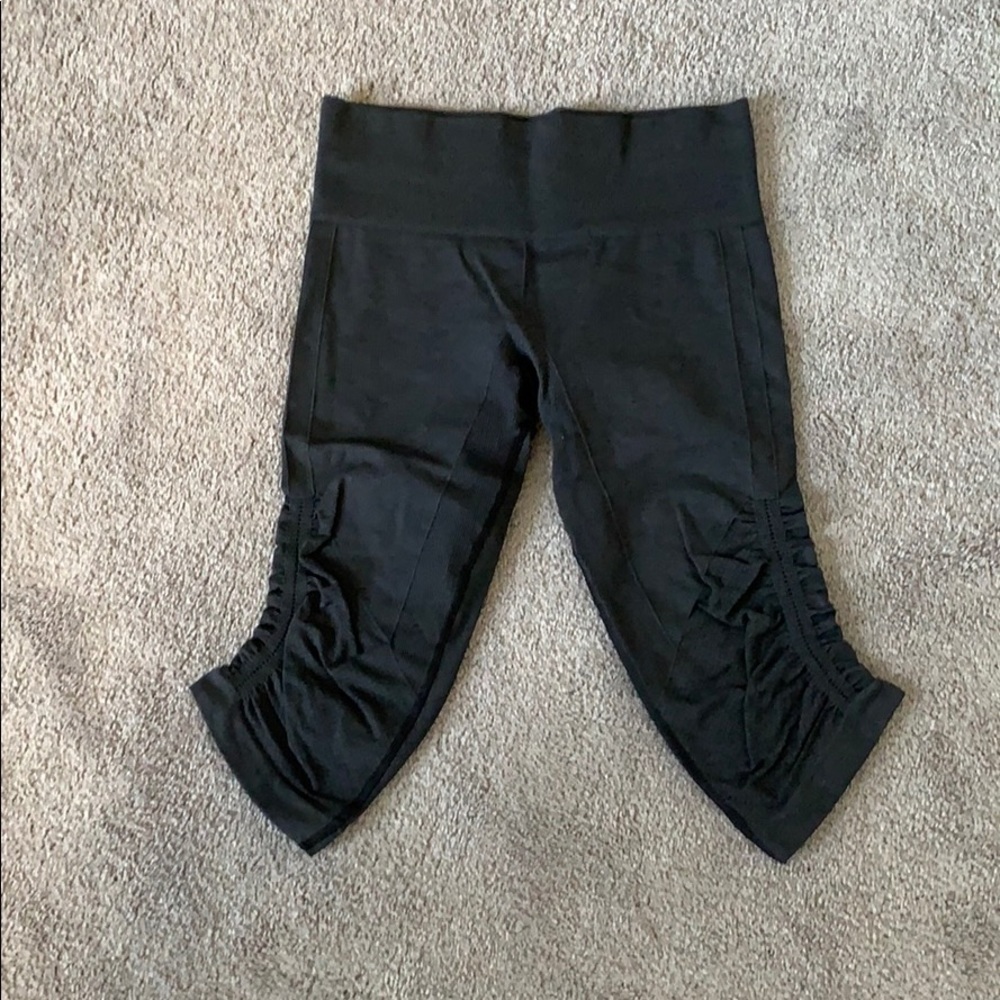 lululemon seamless crops